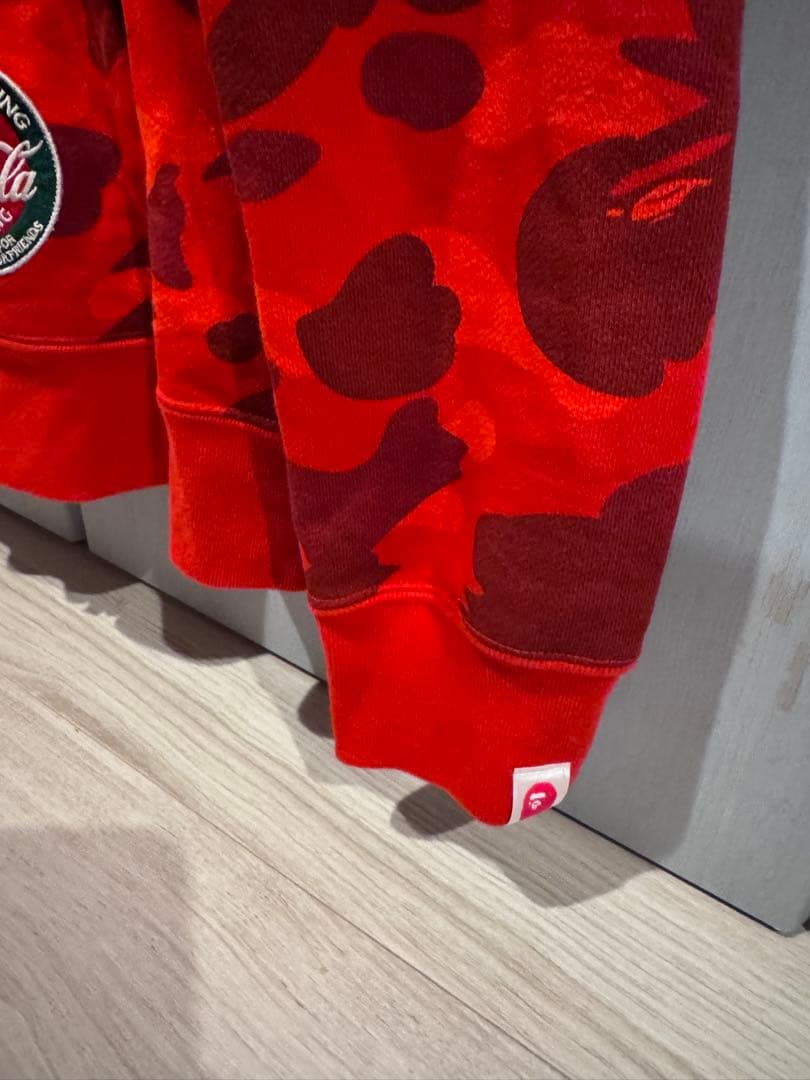 【希少】A Bathing Ape カモ柄パーカー×コカコーラ