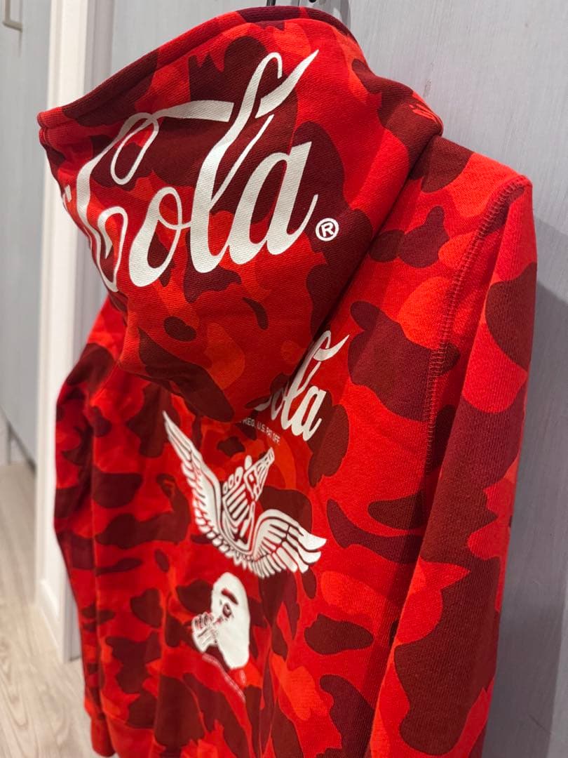 【希少】A Bathing Ape カモ柄パーカー×コカコーラ