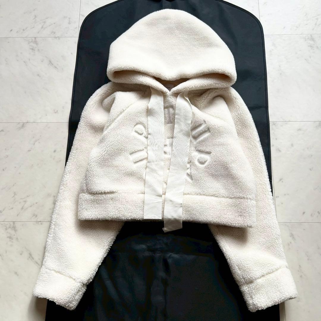 PATOU ボア ロゴ刺繍 クロップドパーカー グログランリボン S