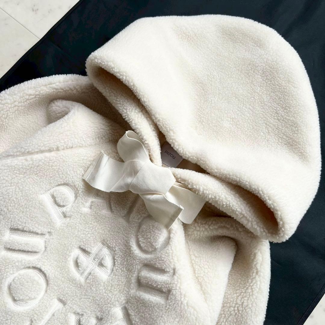 PATOU ボア ロゴ刺繍 クロップドパーカー グログランリボン S