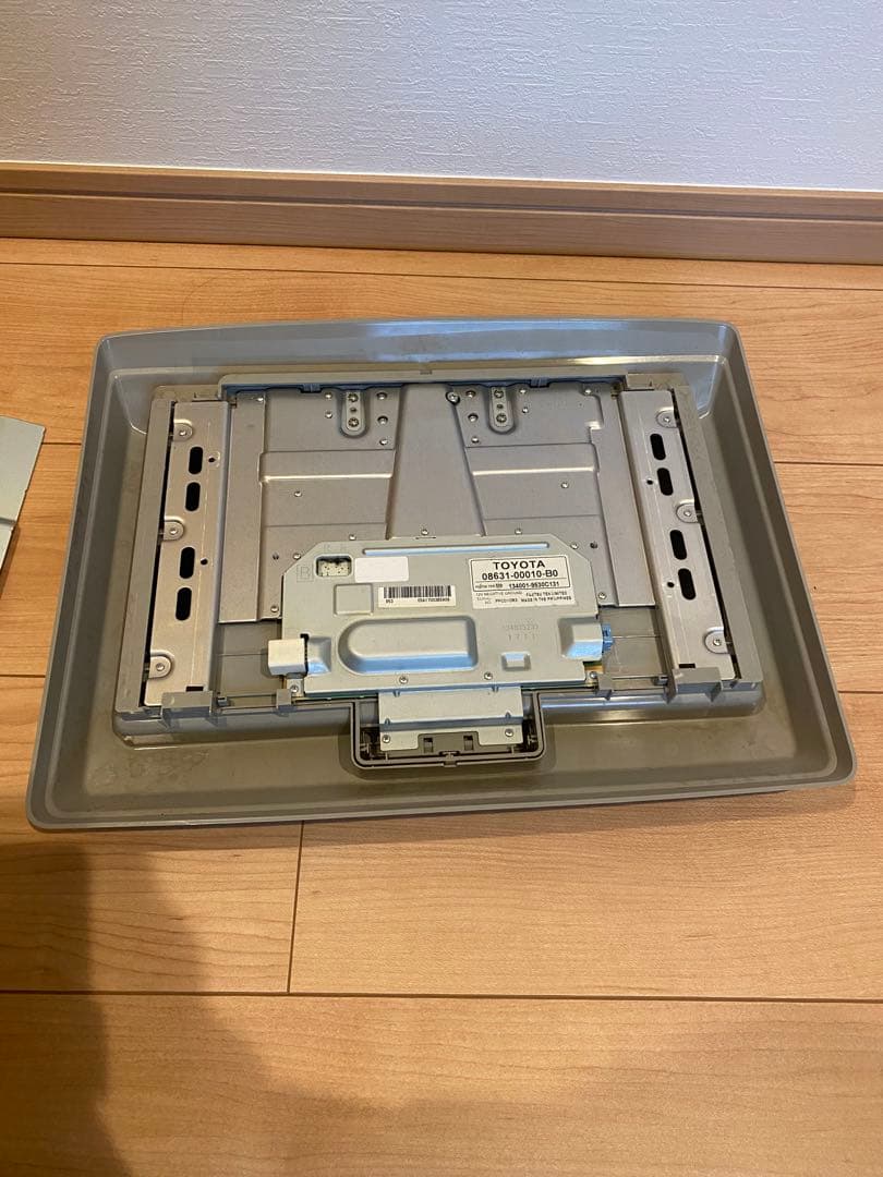 （送料込み）トヨタ純正オプショ　08631-00010-B0 フリップダウン