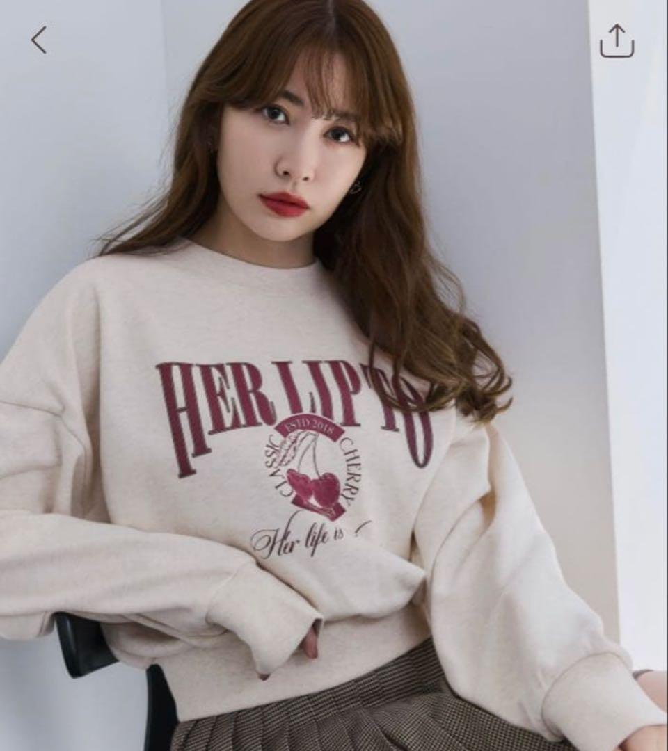 新品未使用　herlipto Classic Cherry Sweatshirt