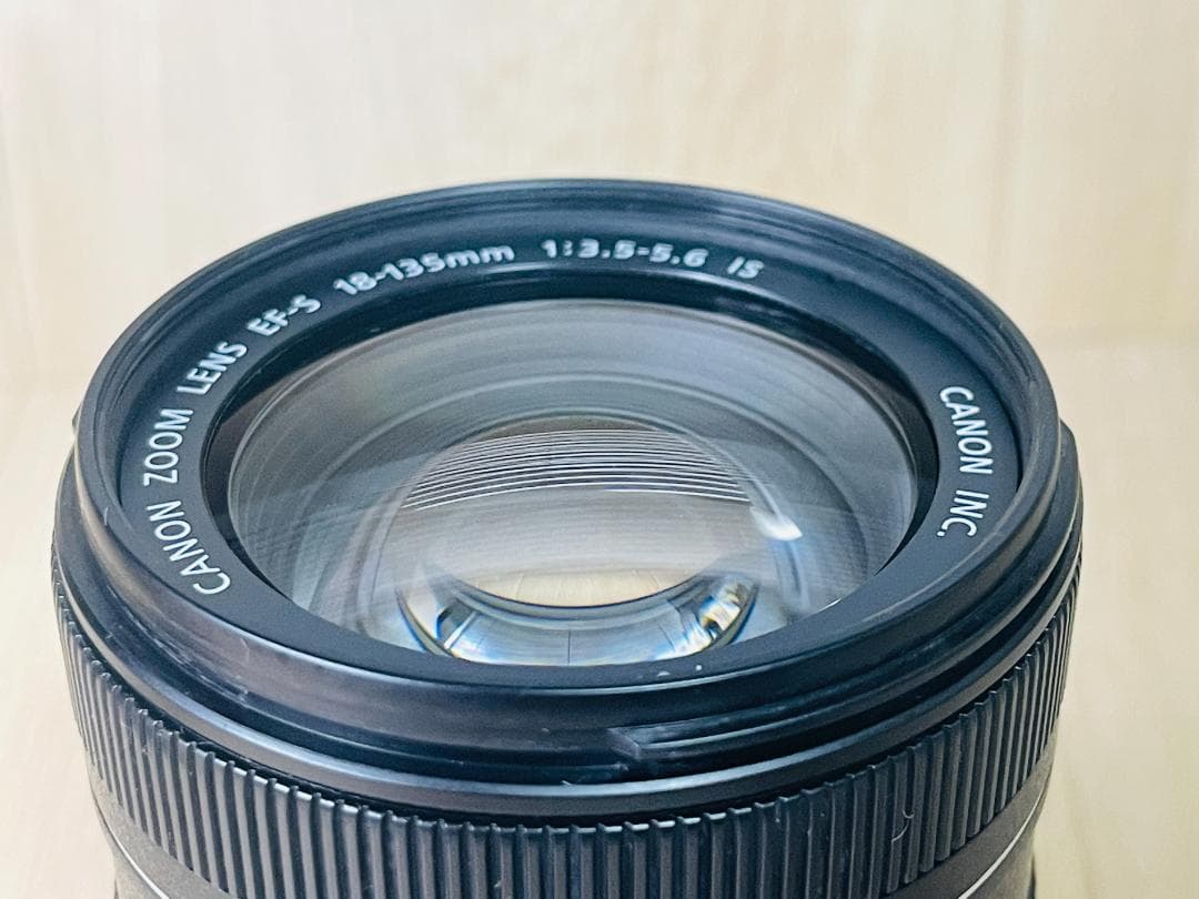 ★美品★ Canon EF-S 18-135mm F3.5-5.6 IS STM