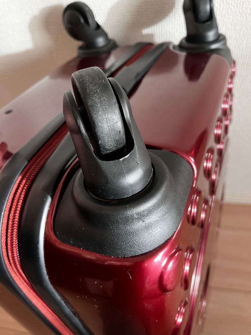 ツモリチサト　キャリーケース　猫エンボス　えんじ色