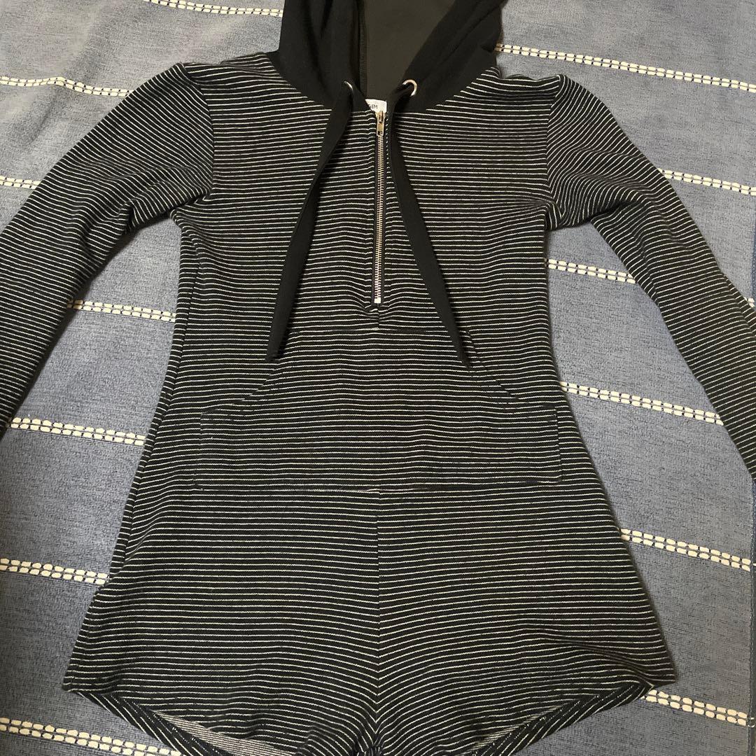 は*な様 LAGUA GEM BORDER HOODIE ロンパース Sサイズ