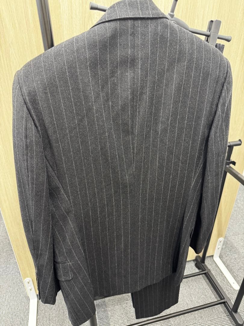 GUCCI ダブルブレスト スーツ グレー ストライプ