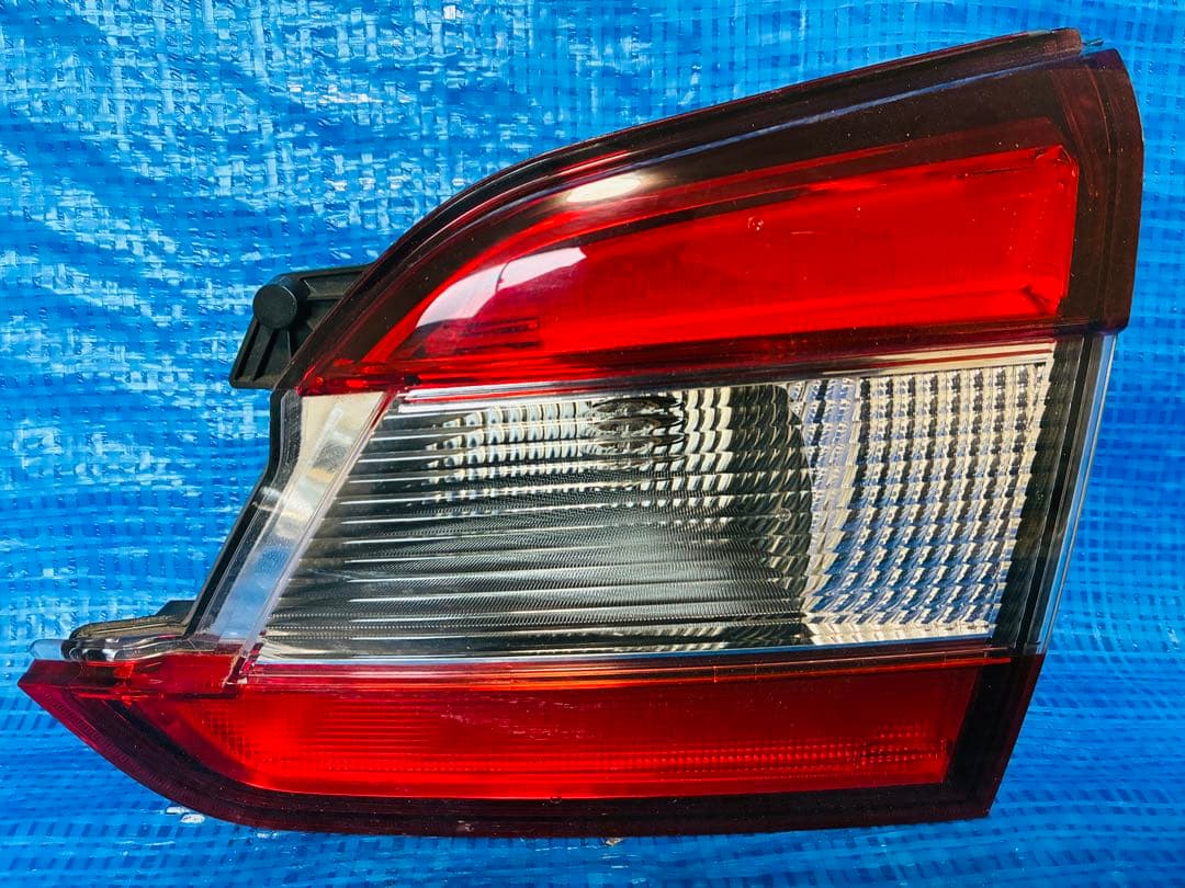 スバル レヴォーグ VM4/VMG 純正加工 LED リアゲートテールランプ