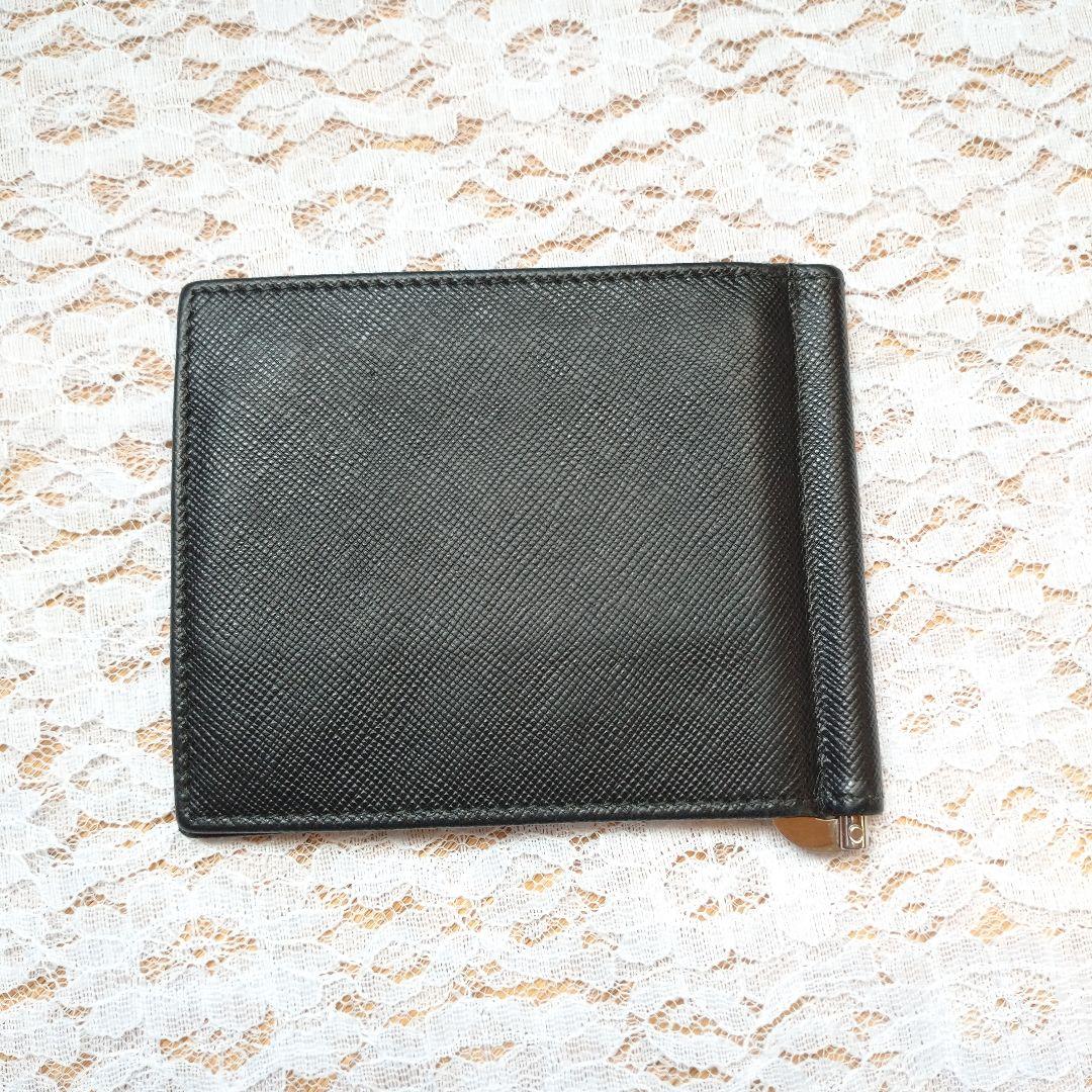 プラダ マネークリップ 三角ロゴ カード入れ サフィアーノレザー 黒