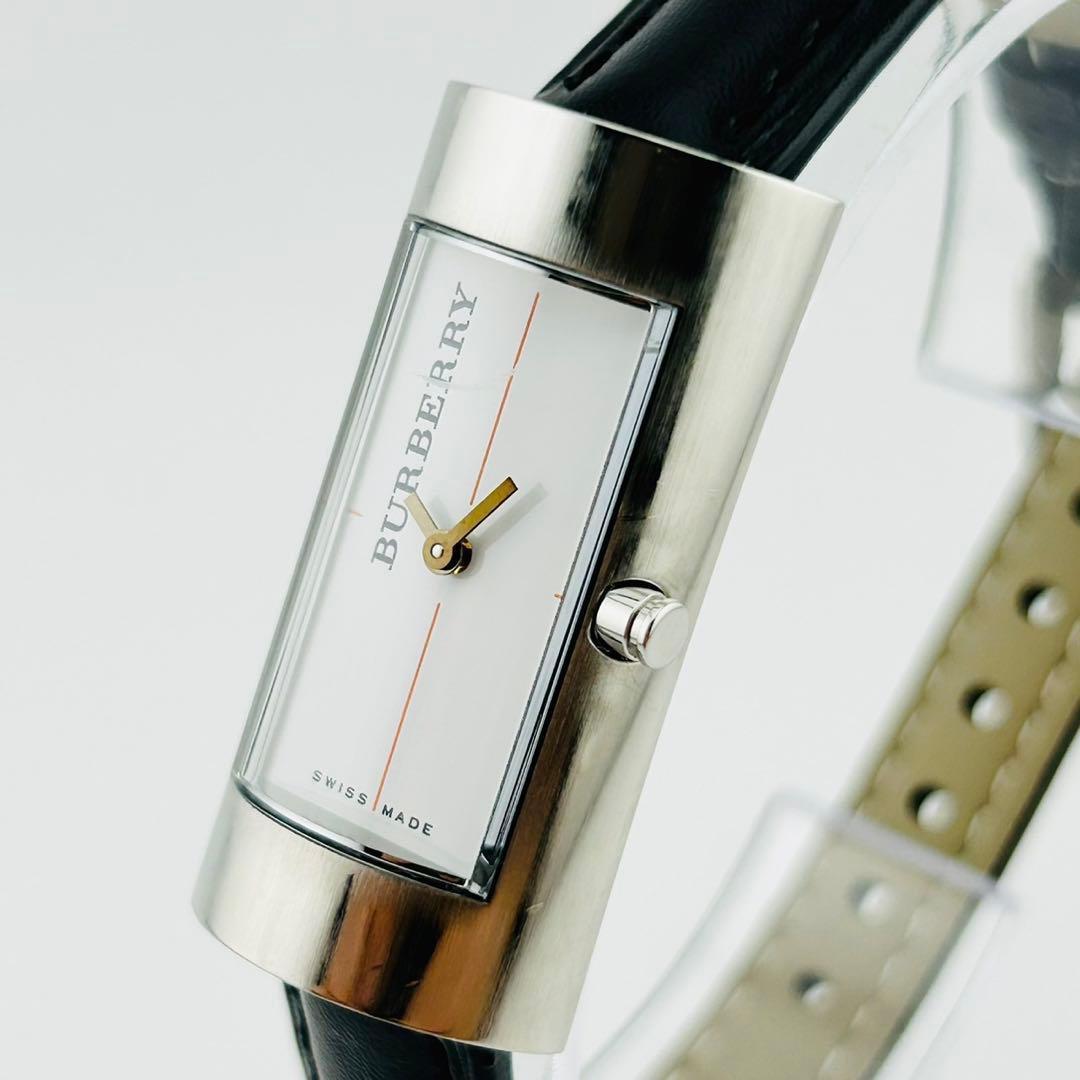 【希少/電池交換済】BURBERRY　腕時計　新品ベルト　クォーツ　シルバー