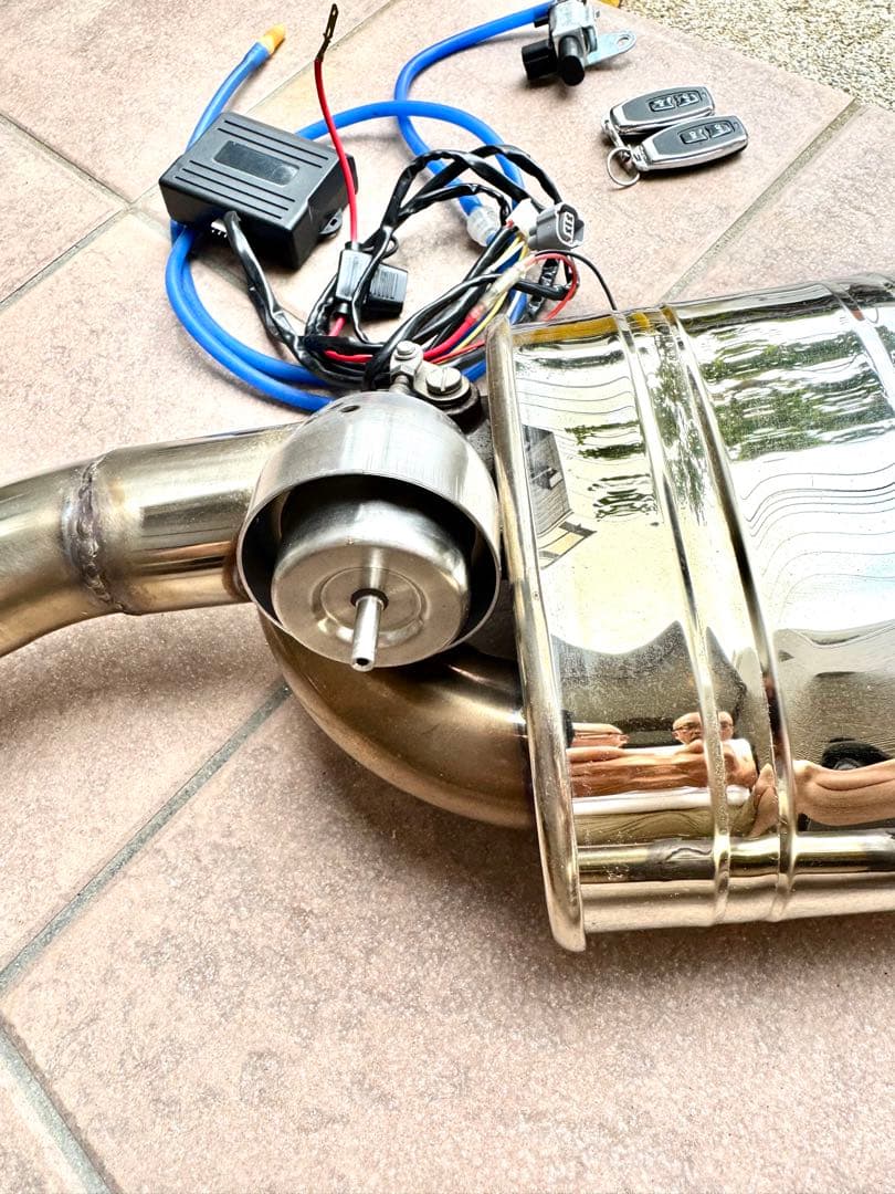 可変バルブワンオフステンレスマフラー　アメ車　シボレー(送料込み価格)