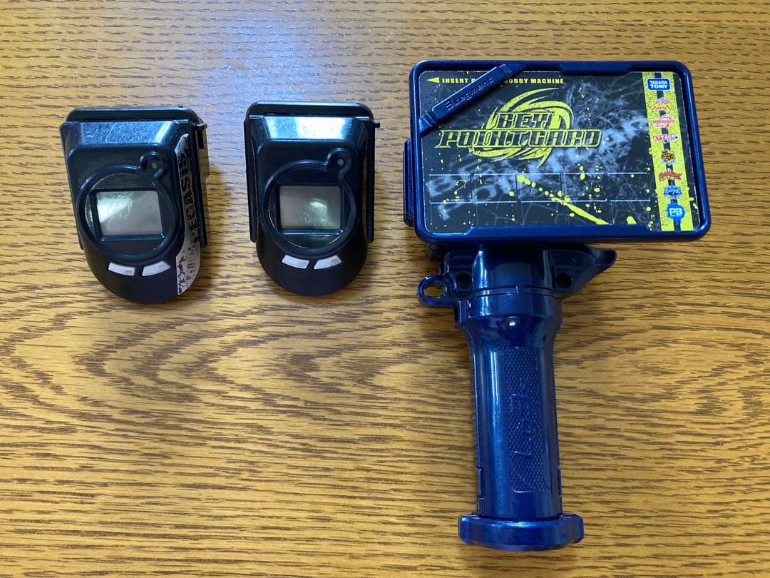 メタルファイトベイブレード約50個と競技用スタジアムのセット