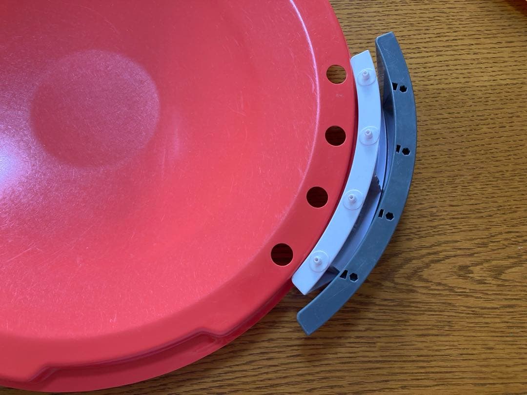 メタルファイトベイブレード約50個と競技用スタジアムのセット