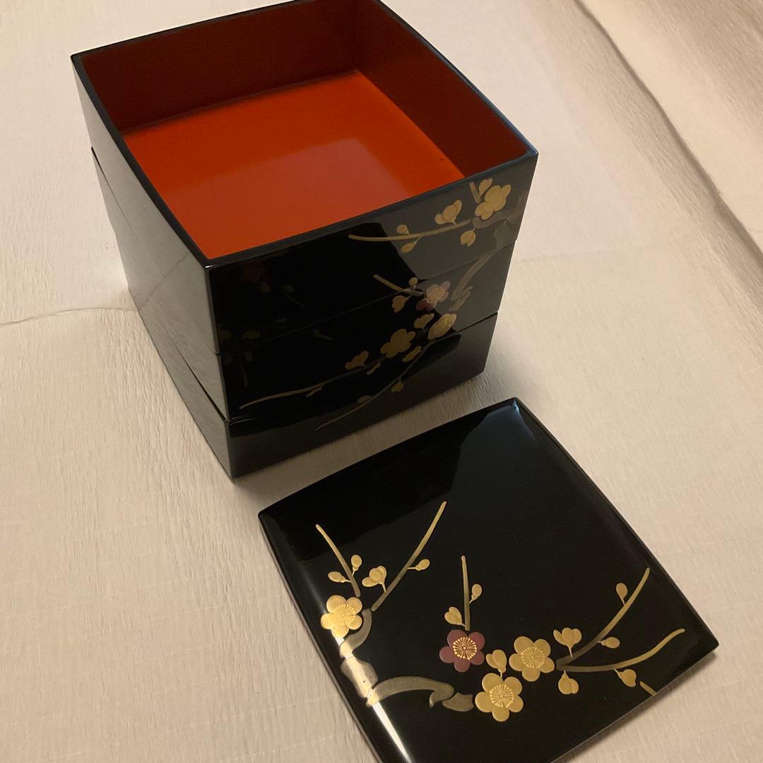 重箱　胴張三段重　金蒔絵　梅　18cm四方