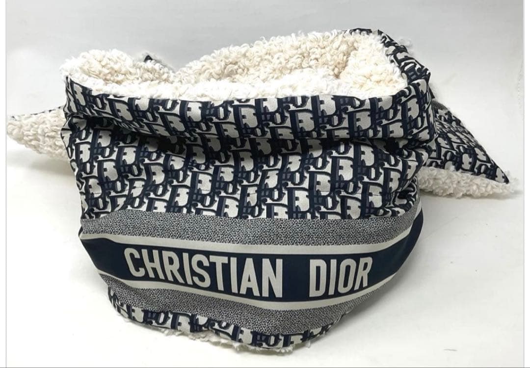 最終値下げ‼︎新品未使用⭐︎クリスチャンディオール⭐︎マフラー・ストール