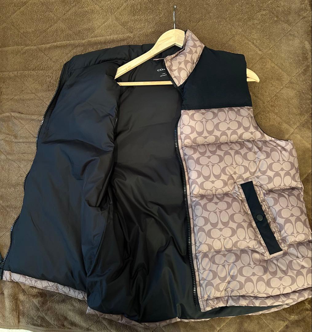 COACH メンズ XL シグネチャー柄 ダウンベスト