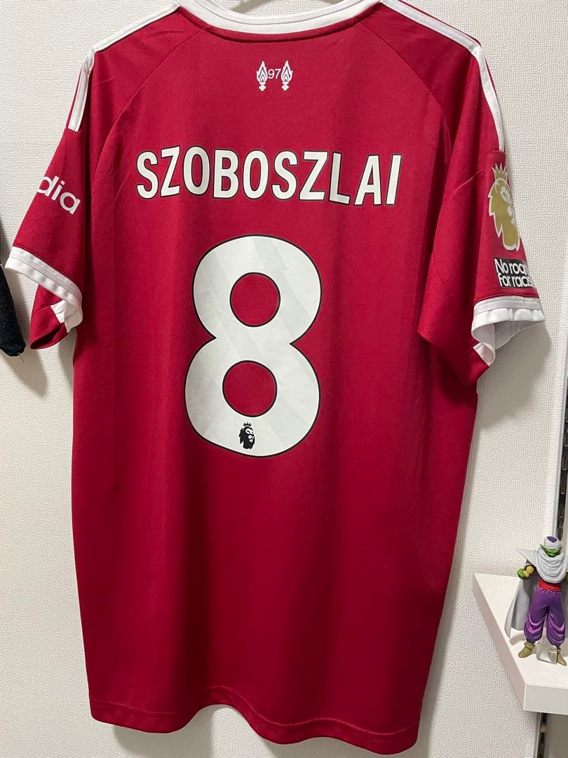リバプール Szoboszlai 8番 シャツ