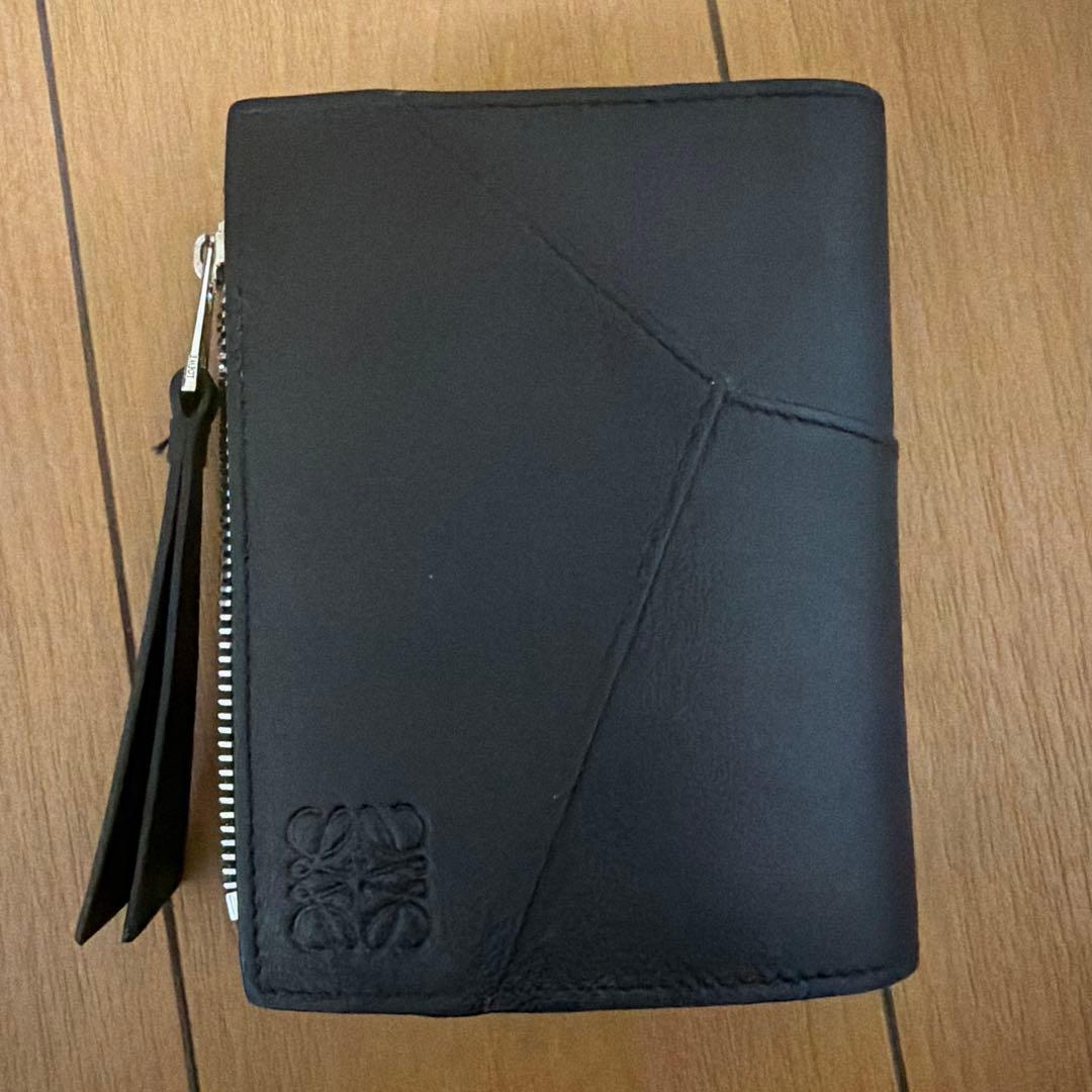 LOEWE 二つ折り財布 黒 レザー