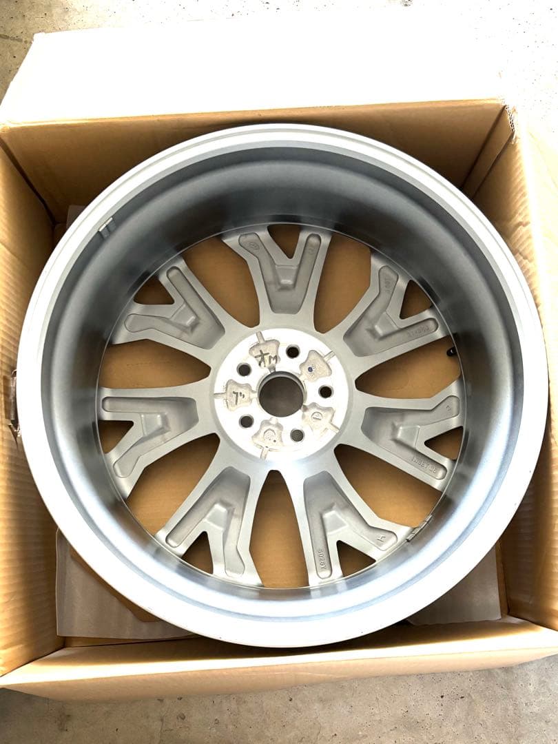 クラウンエステートZ純正アルミホイール21インチ×8 1/2J inset35