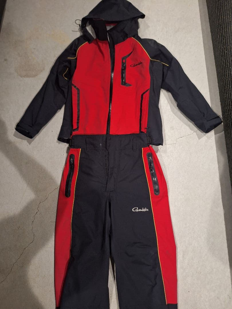 【やましん】Gamakatsu オールウェザースーツ(上下セット) 赤/黒