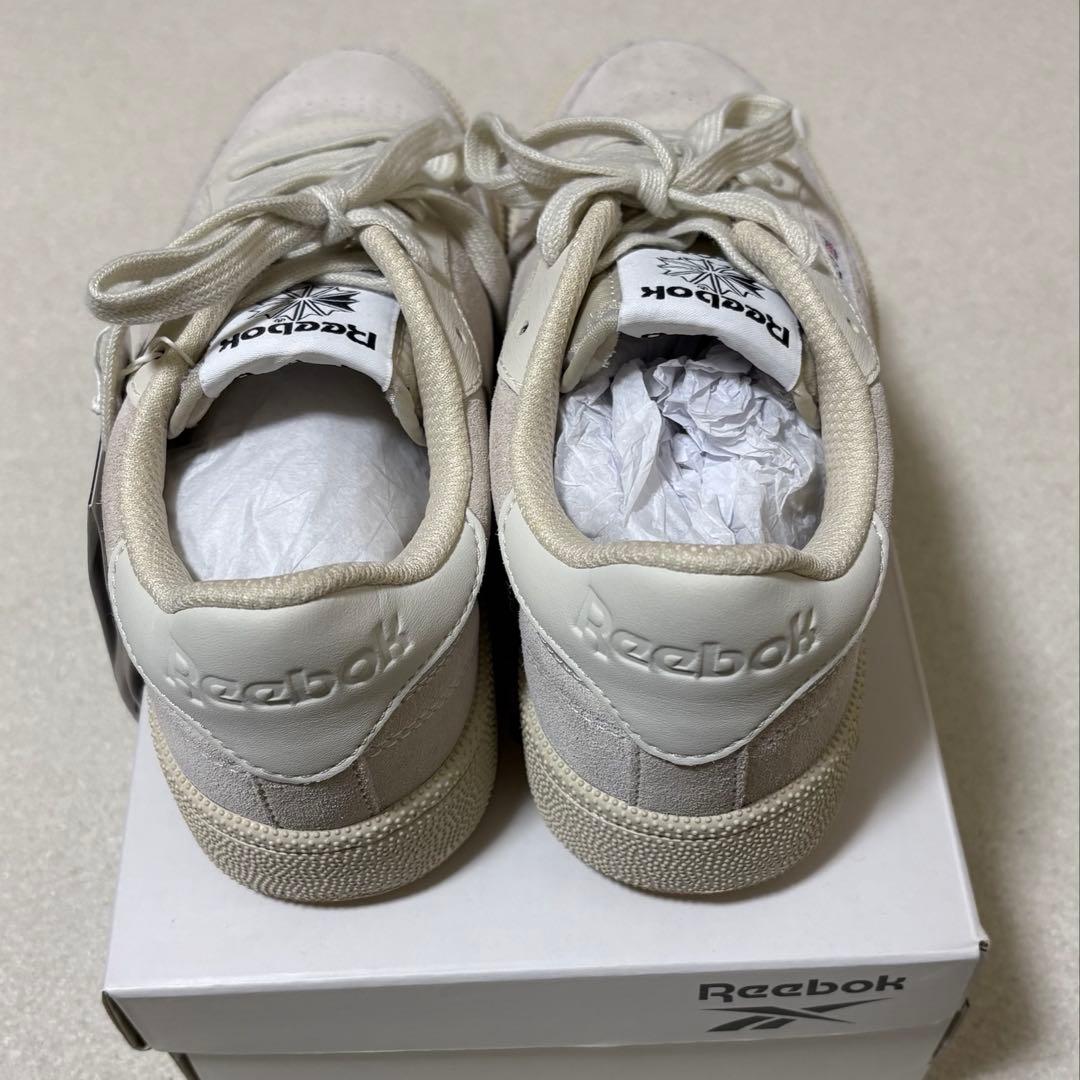 Reebok SixTONES スエードスニーカー ベージュ