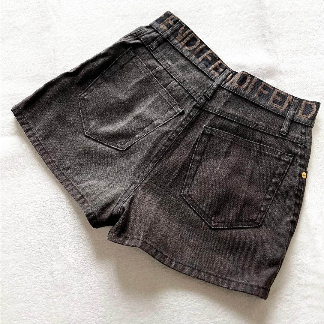 ★美品★フェンディ　ショートパンツ　36 金ボタン　ロゴ デニム　ズッカ