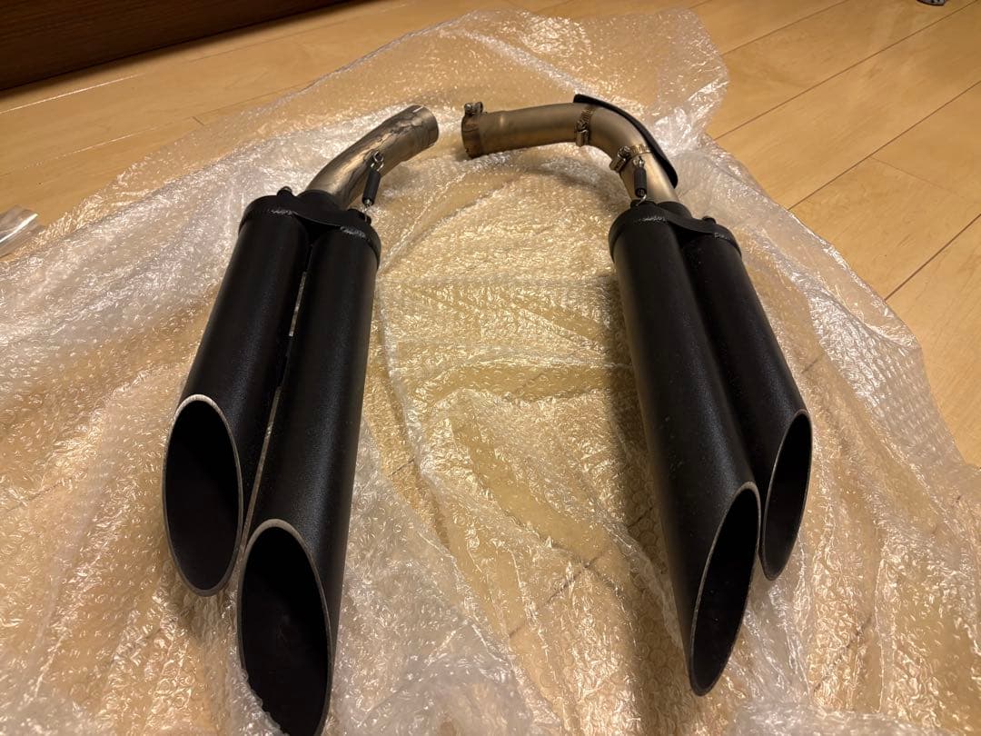 TOCEスリップオンマフラーYZF-R1デメキン