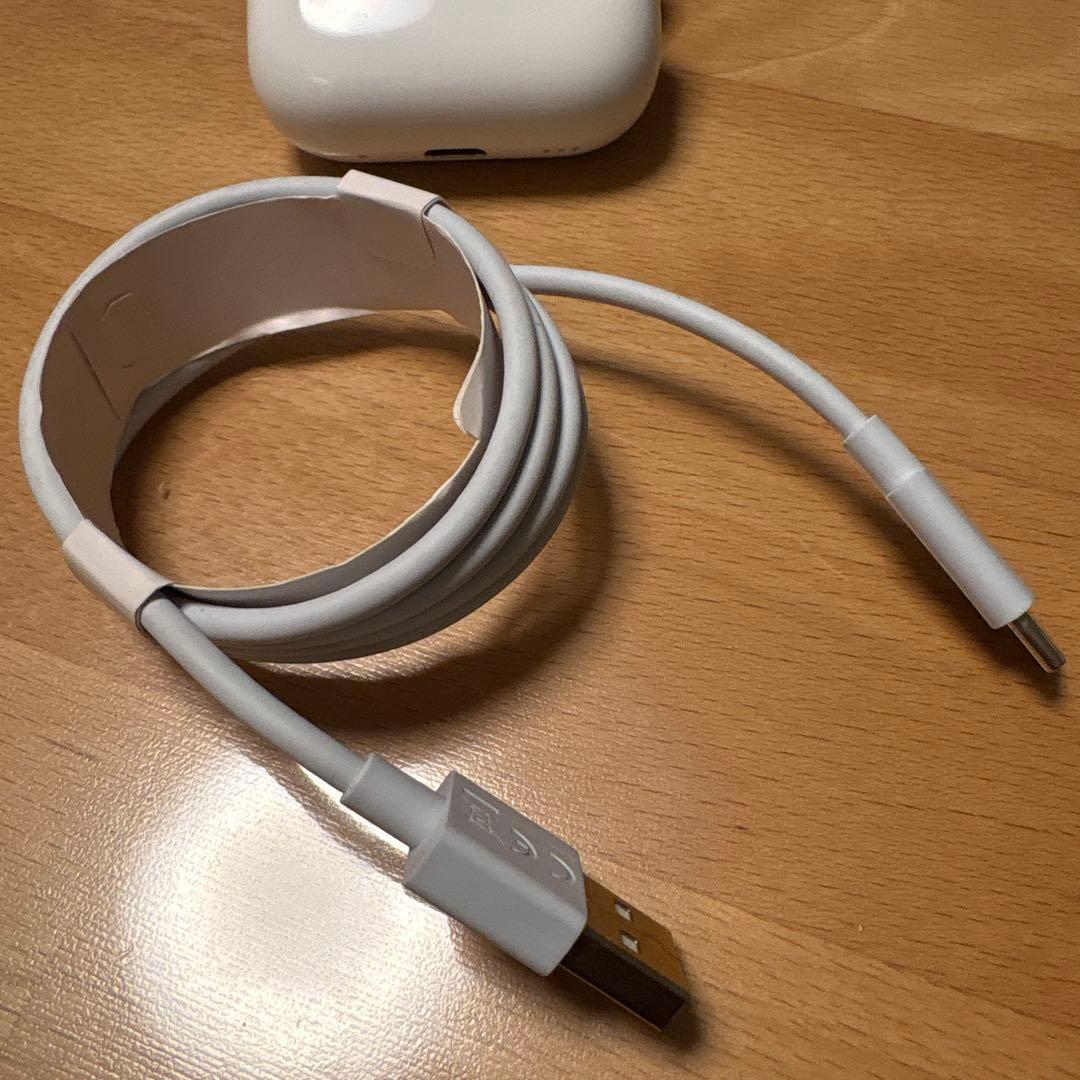 AirPods Pro 第二世代　中古　A3047両耳あり