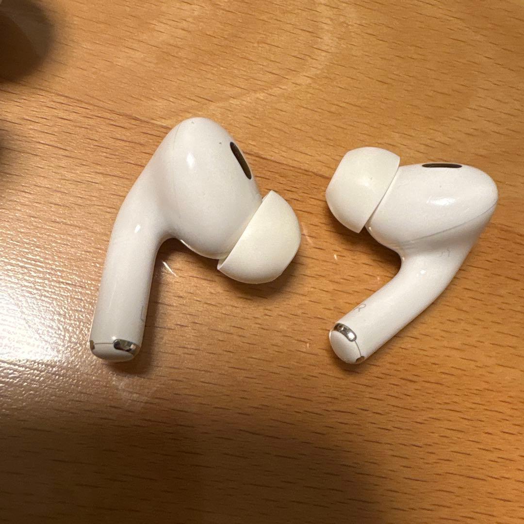 AirPods Pro 第二世代　中古　A3047両耳あり