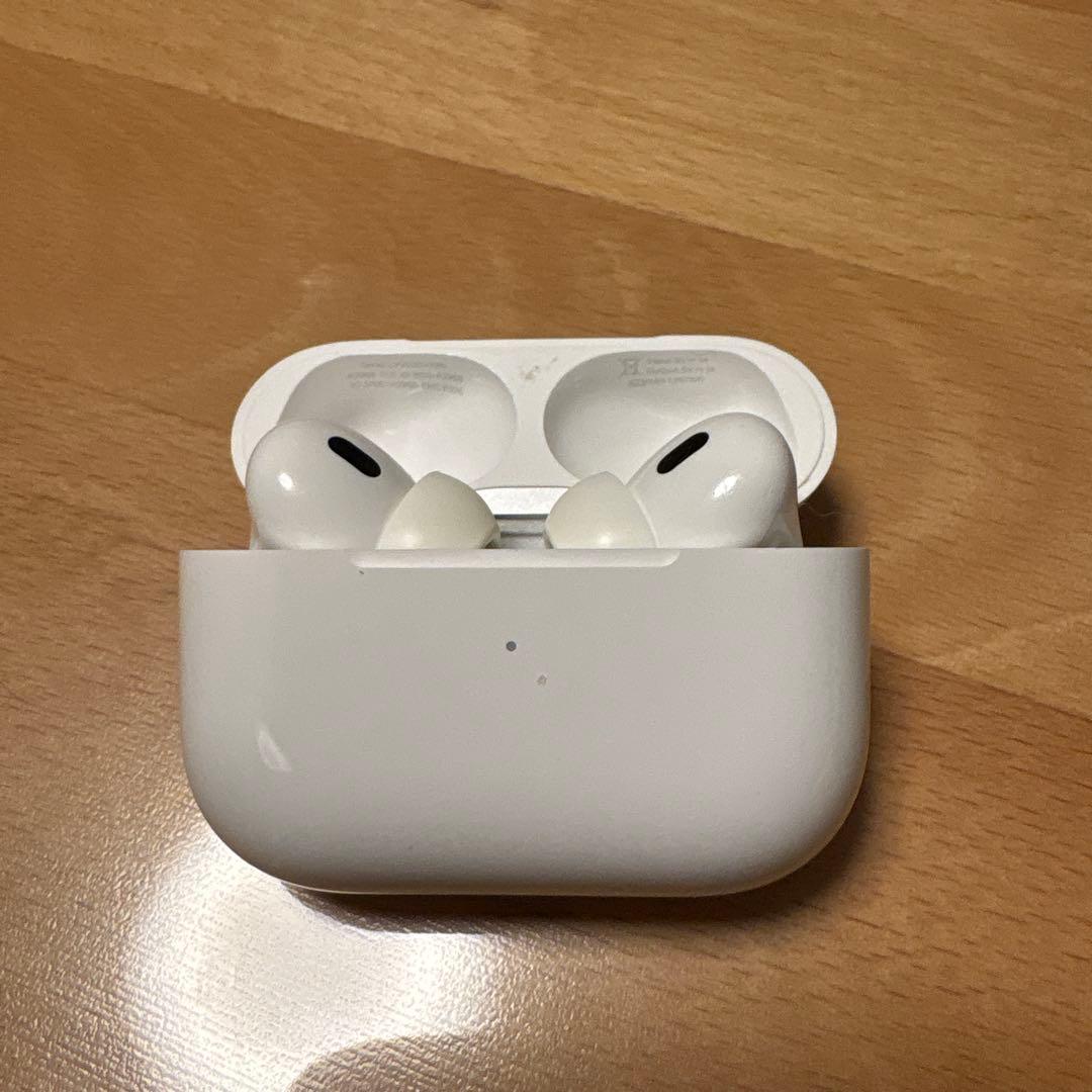 AirPods Pro 第二世代　中古　A3047両耳あり