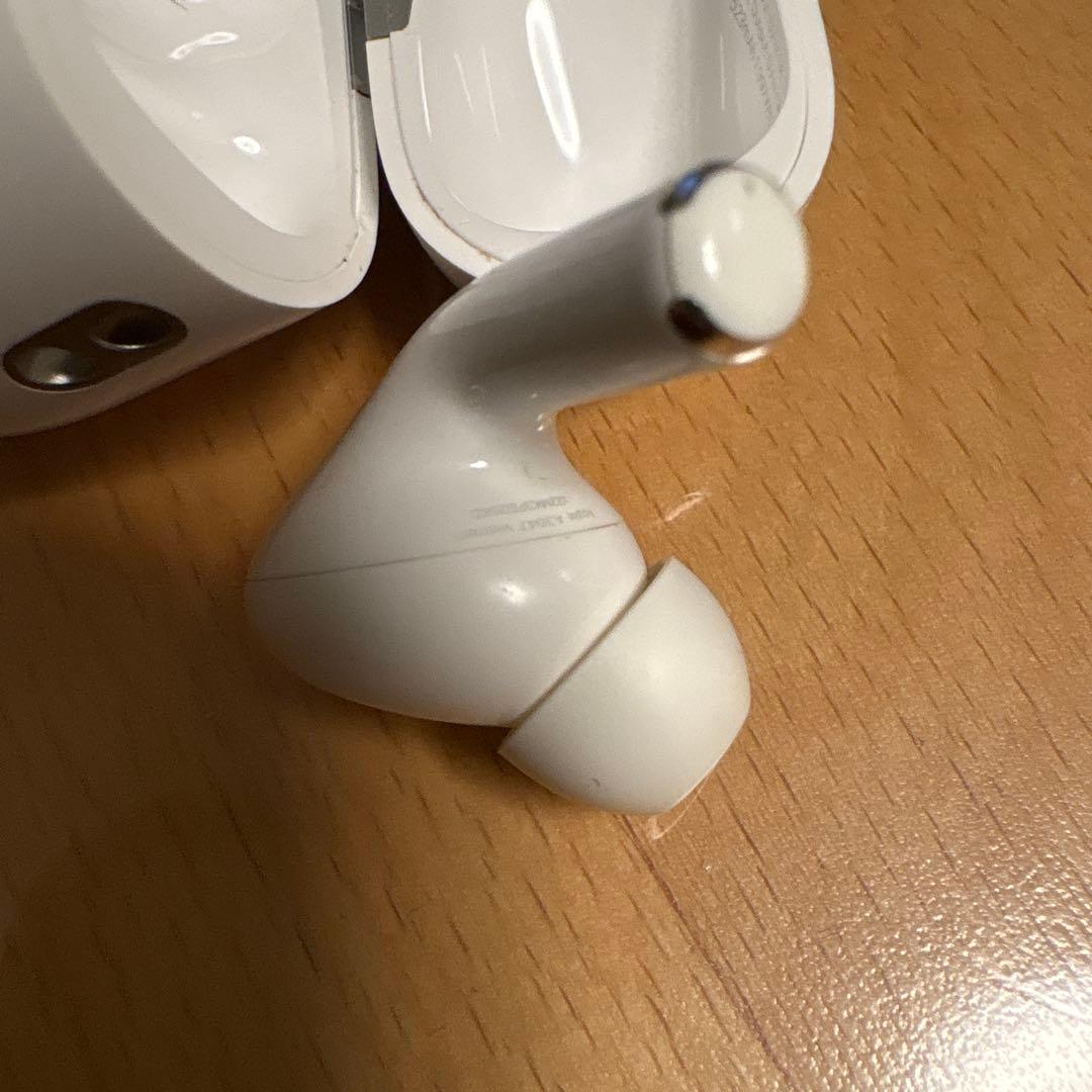 AirPods Pro 第二世代　中古　A3047両耳あり