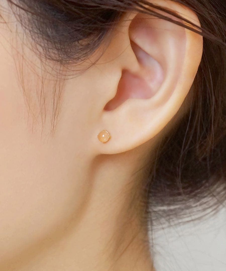 極美品　TAKE-UP セカンドピアス　K18YG オレンジムーンストーン