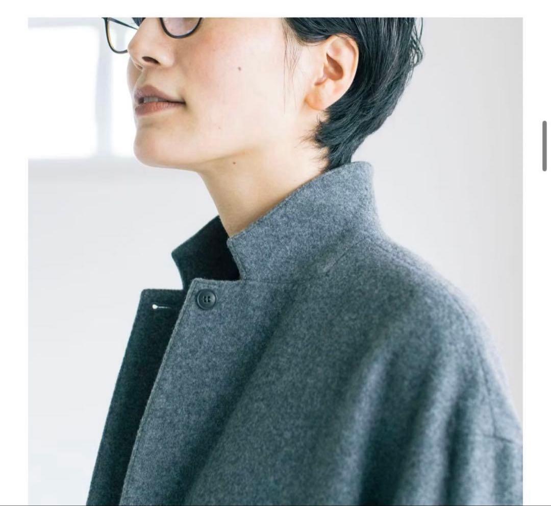 あずくる　北欧暮らしの道具店 アレンジ襟のかろやかチェスターコート グレー