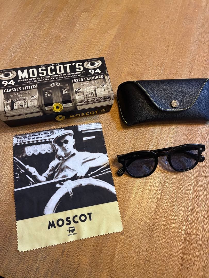 MOSCOT LEMTOSH 46サングラス ブラックフレーム ブルーレンズ