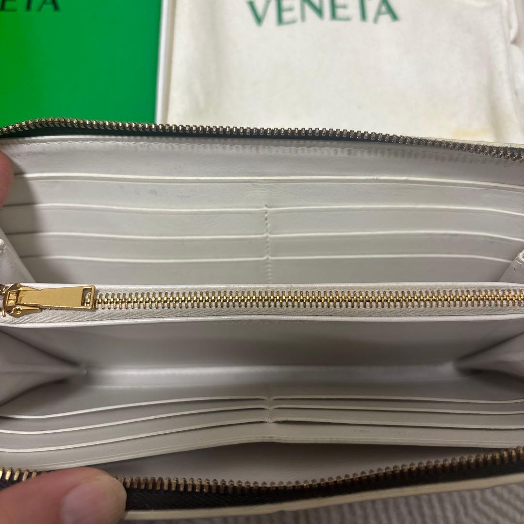 BOTTEGA VENETA ブラックレザー長財布