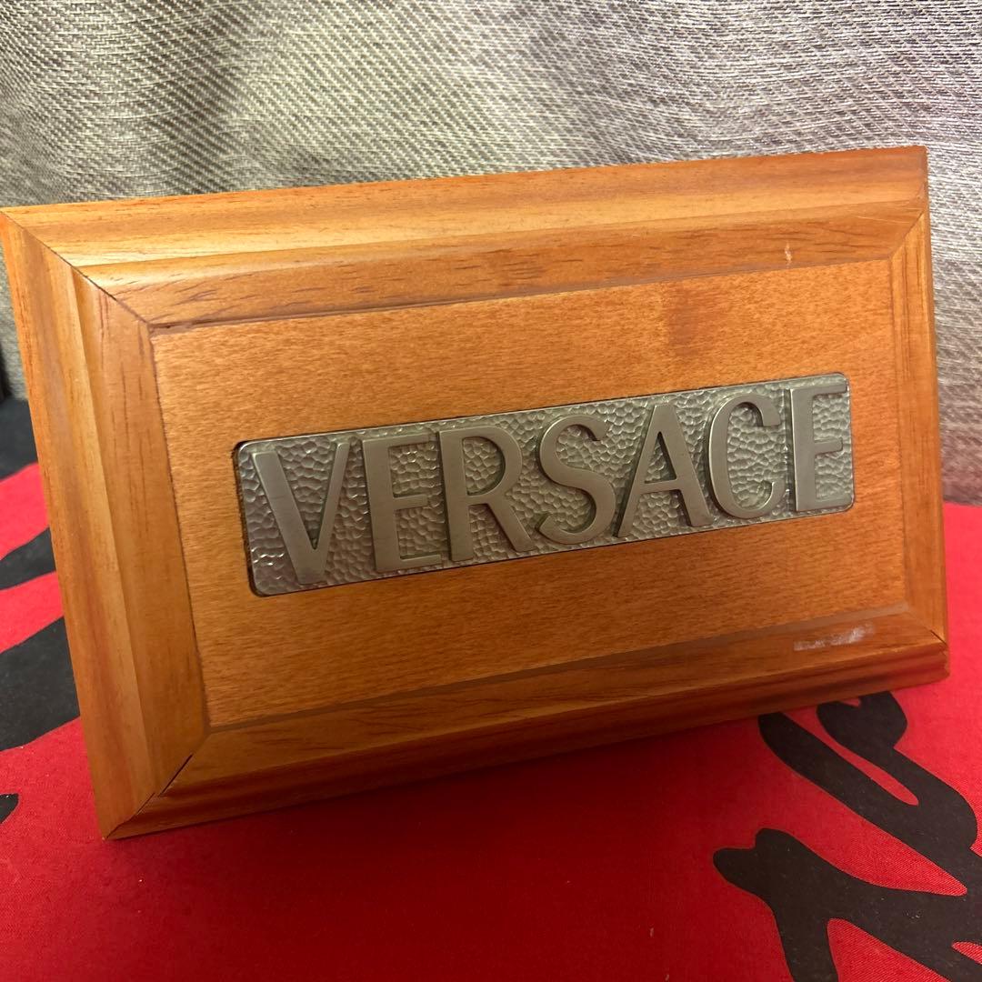 ヴェルサーチ　非売品