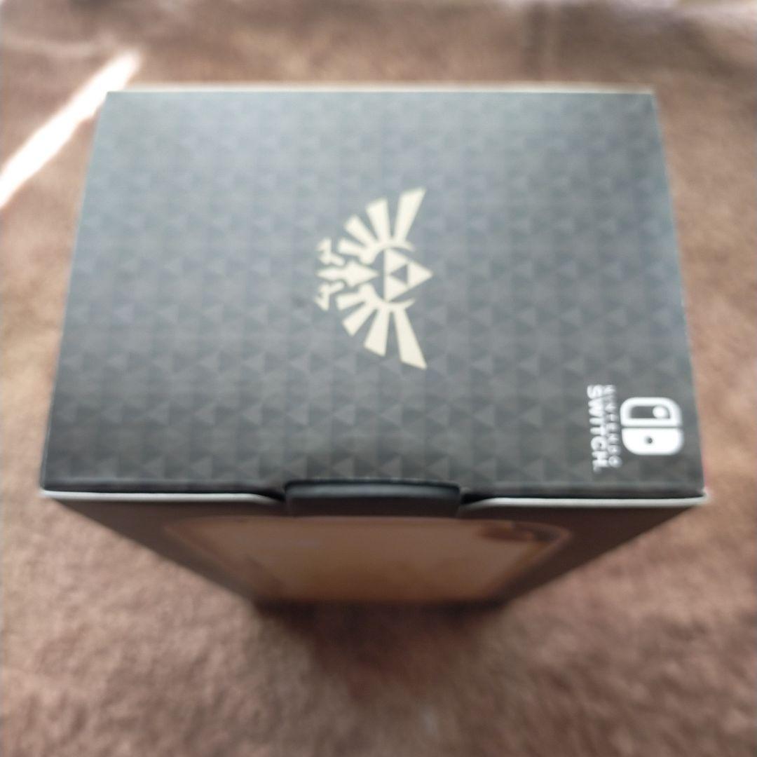 新品未使用品　Switch Switch Lite本体 ハイラルエディション