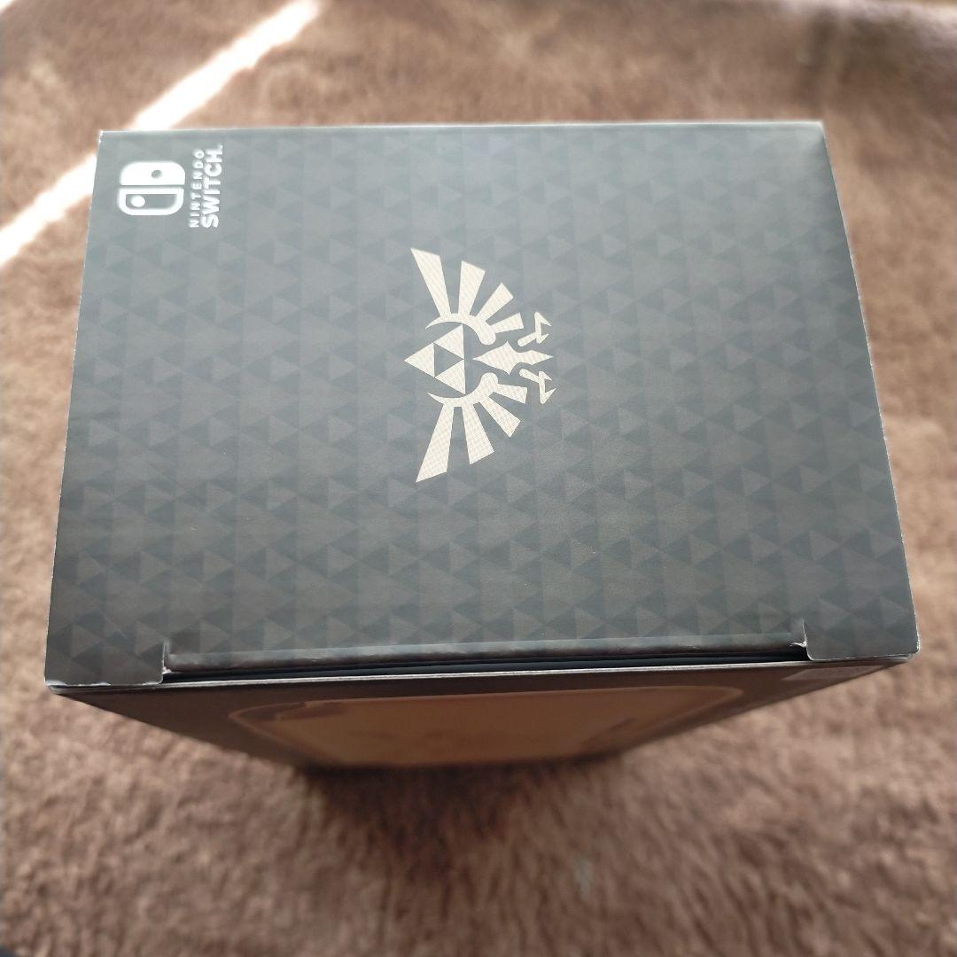 新品未使用品　Switch Switch Lite本体 ハイラルエディション