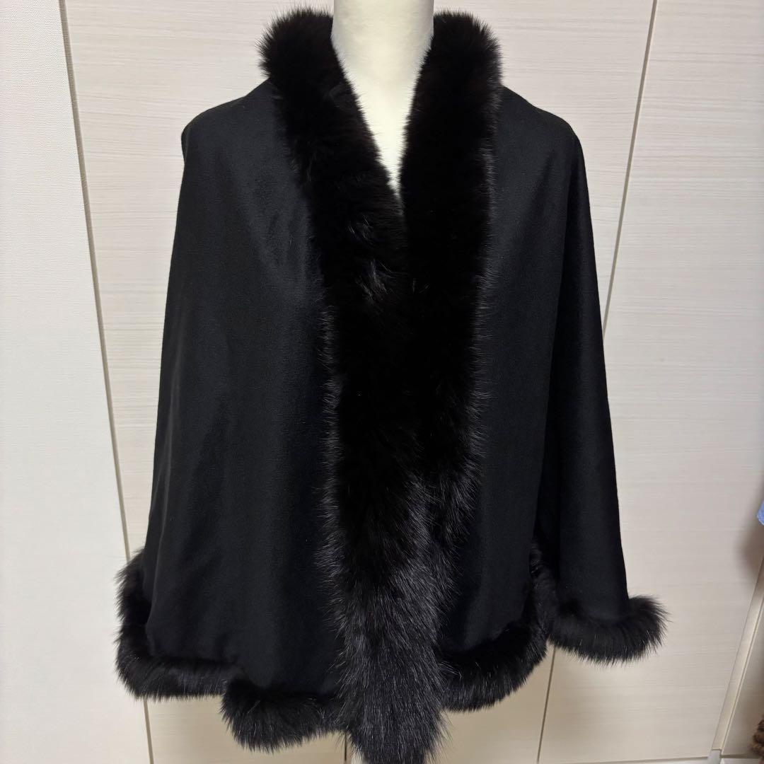 ポンチョ　コート　ファー　カシミア　フォックス　黒