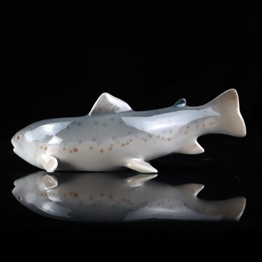 Y2905-5 ロイヤルコペンハーゲン フィギュリン ニジマス　ふ