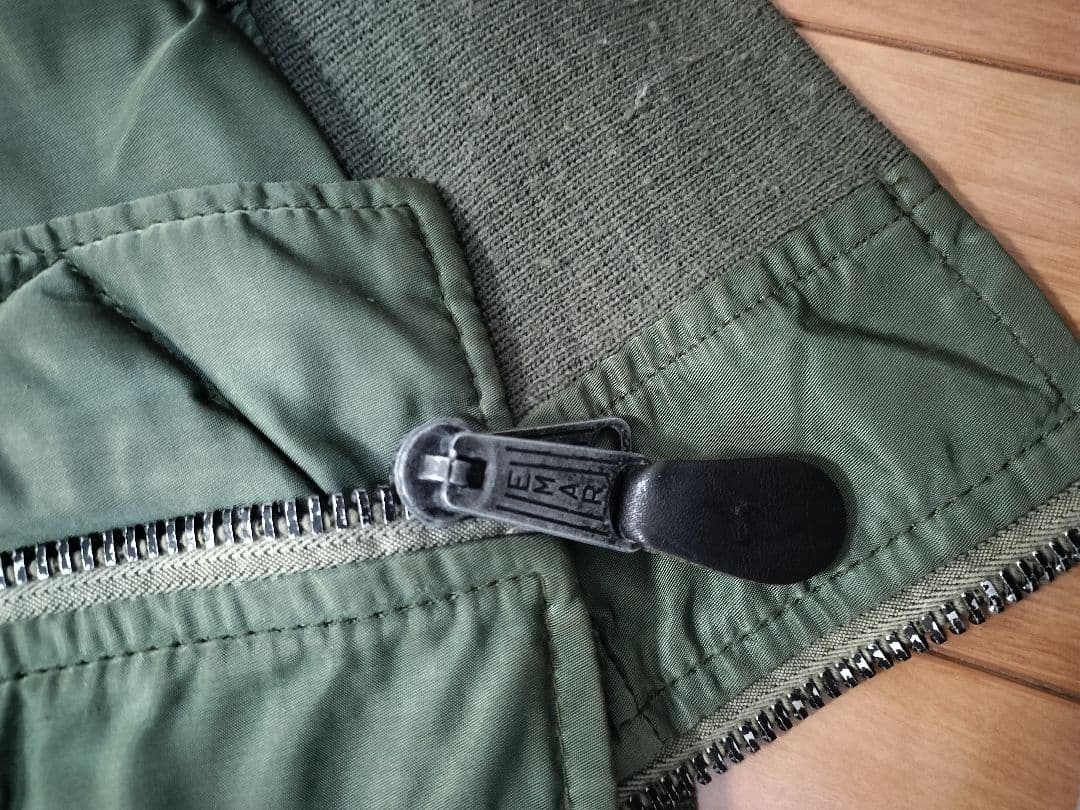 T*︎様 AVIREX MA-1 アメリカ製　中古品