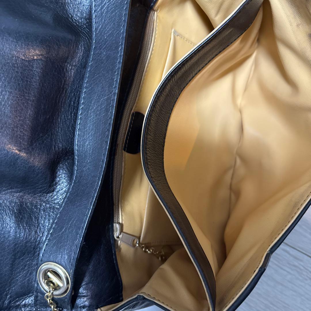 CELINE セリーヌ レザー ショルダーバッグ ブラック