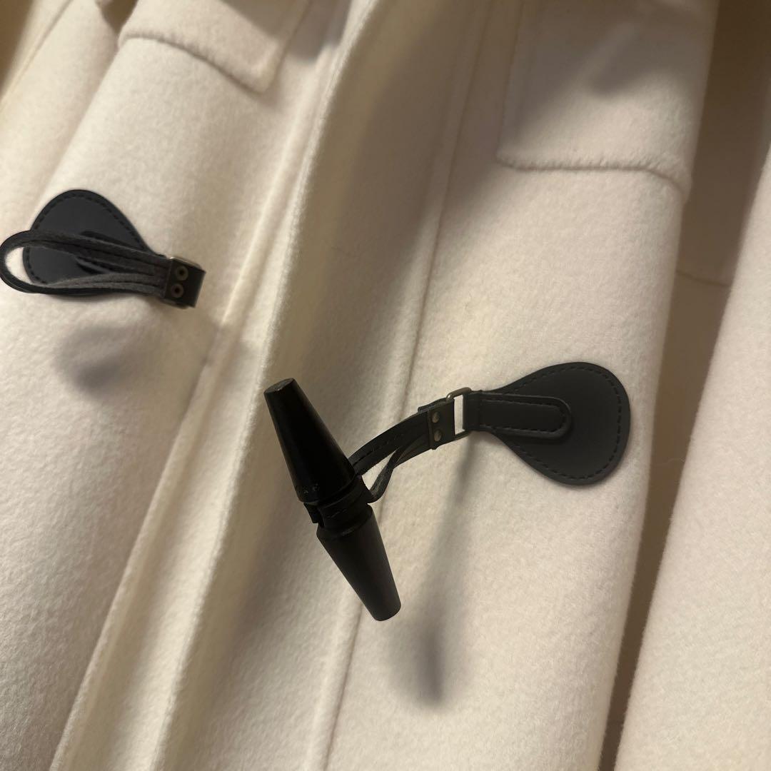 ADORE ソリッドウールリバーコート　ケープ風ダッフルコート ホワイト