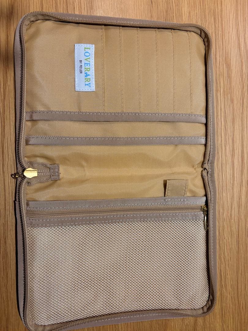 フェイラー　ラブラリー　マルチケース　母子手帳ケース テディニナ美品