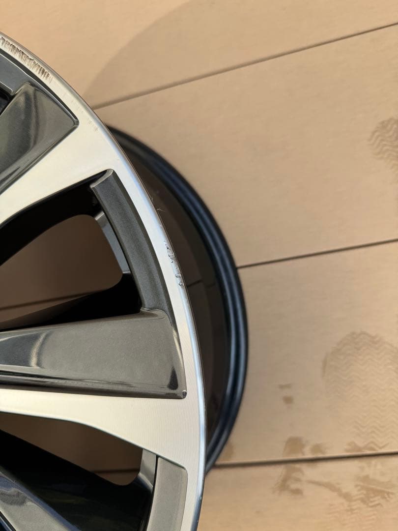 スバル 18インチ ホイール レヴォーグ　１本