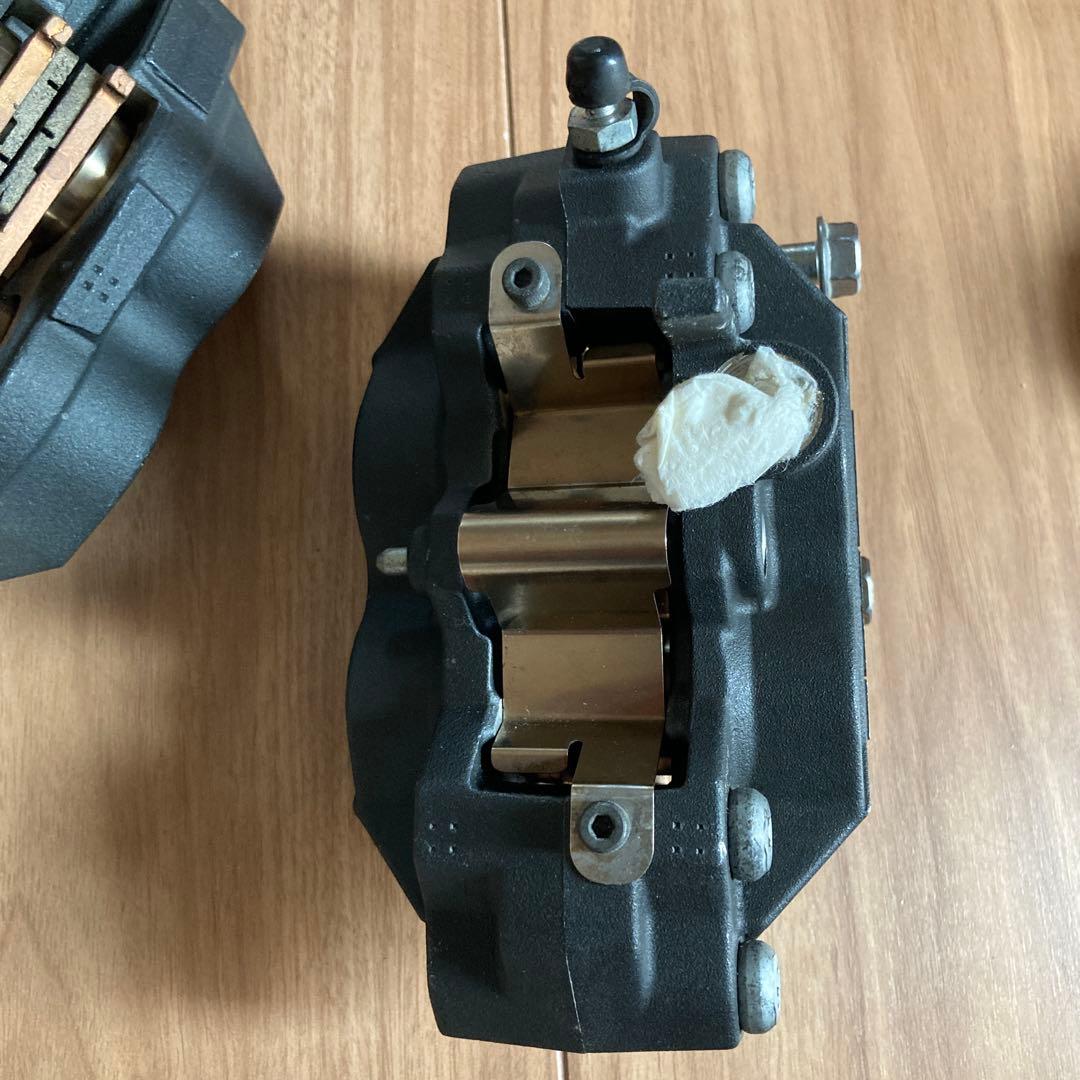 TOKICO ダブルピストン ブレーキキャリパー 2個セット