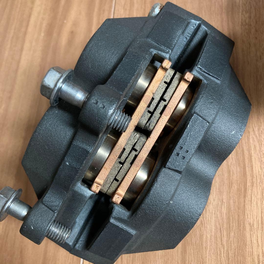 TOKICO ダブルピストン ブレーキキャリパー 2個セット