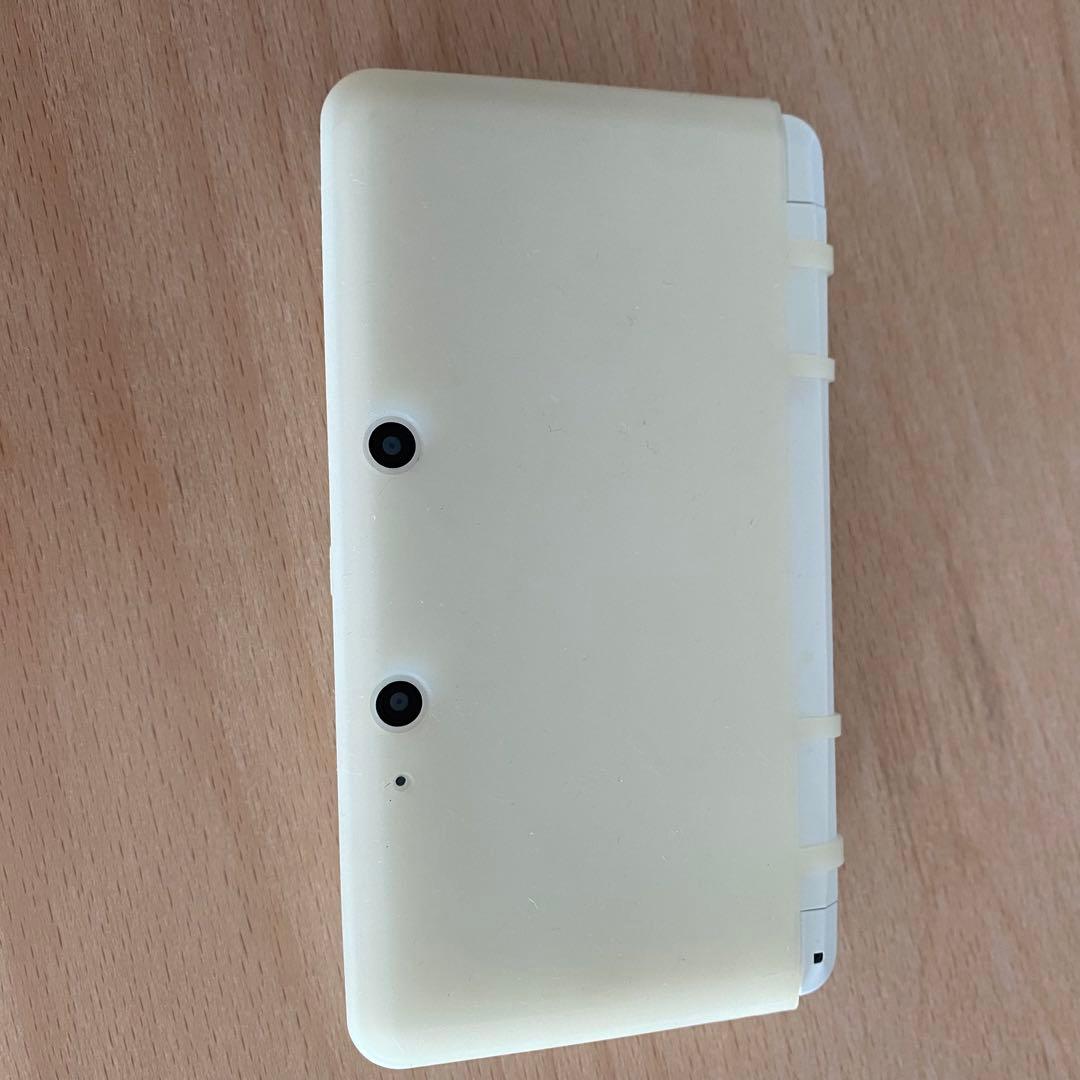 ニンテンドー3DS マリオホワイト