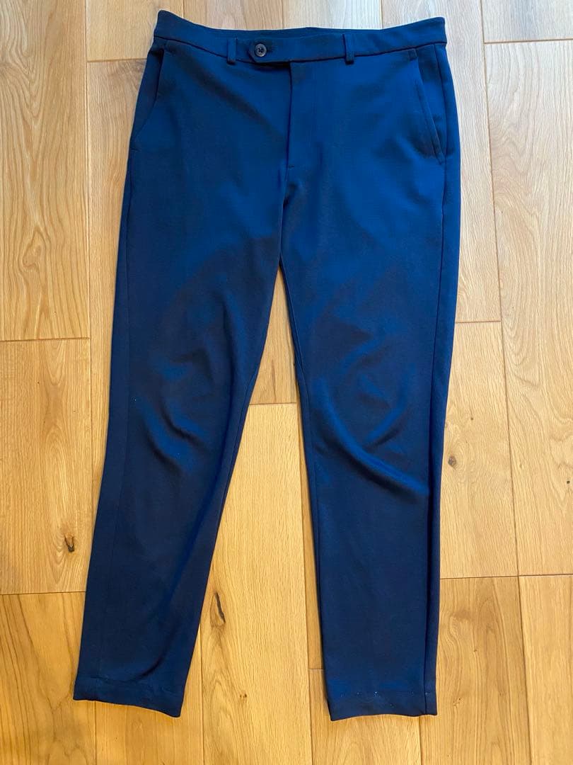 アディダス　メンズカジュアルスーツ