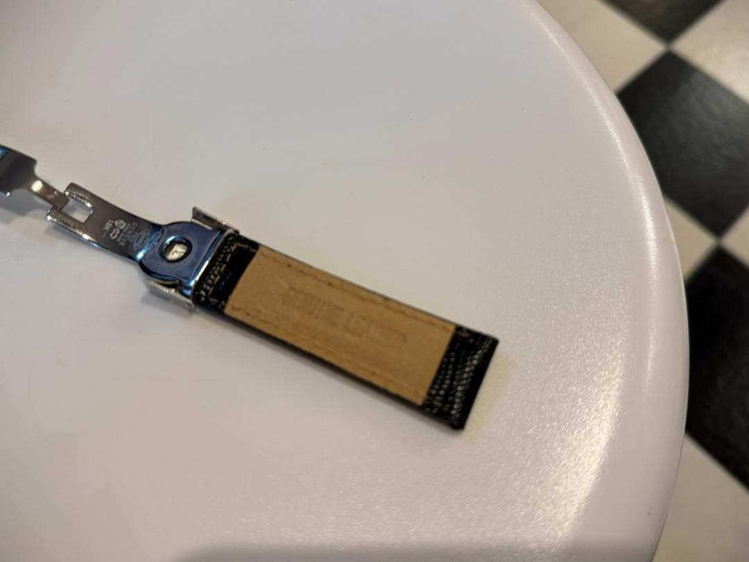 ◇腕時計 レザーベルト 本革 金属バックル 幅20mm 黒 ロレックスなどに◇