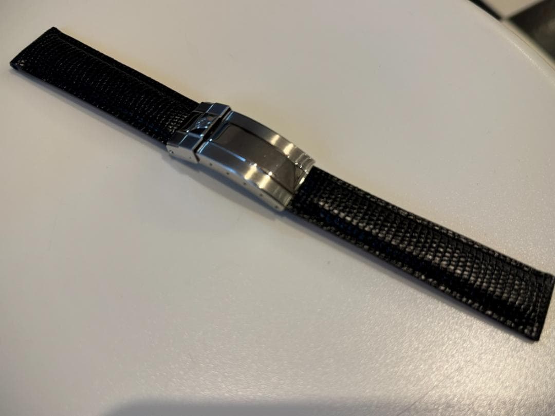 ◇腕時計 レザーベルト 本革 金属バックル 幅20mm 黒 ロレックスなどに◇
